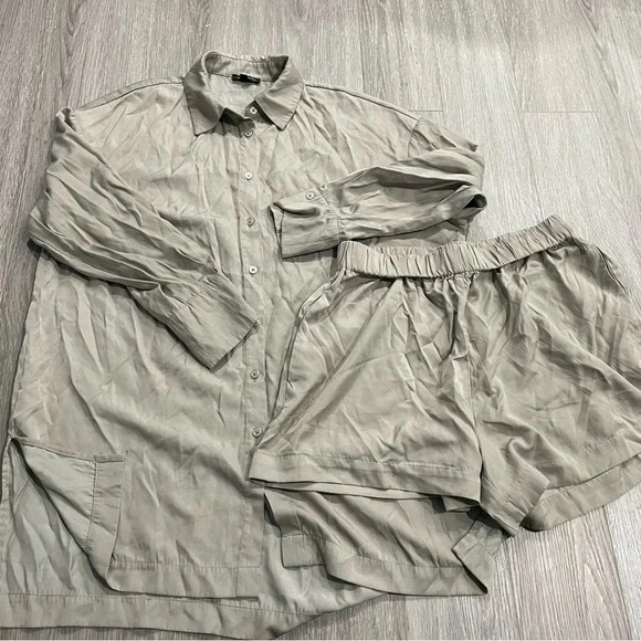 Dynamite Tops - DYNAMITE sage green button down shirt  and short set Size Small